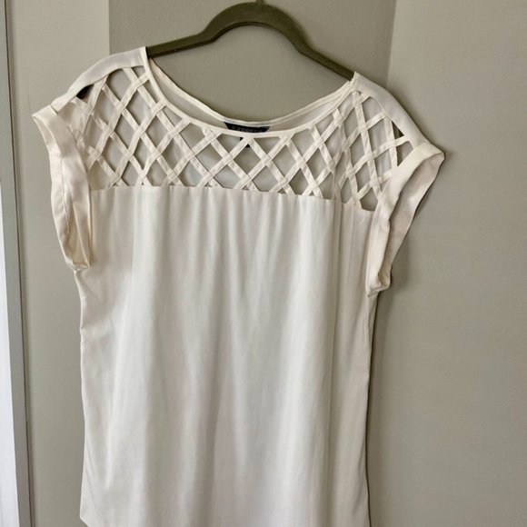 Express White Lattice Short-Sleeve Top [M] - Picture 2 of 3